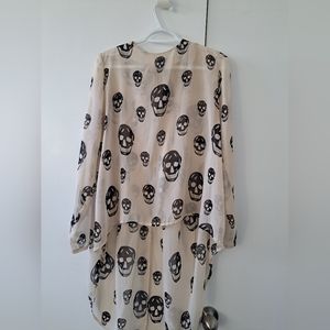 Unique skull design blouse